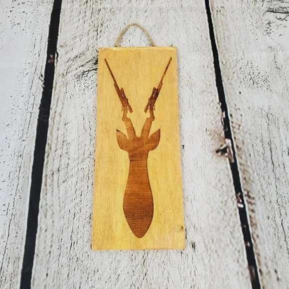 Deer Hunt 3x7in Wood Sign - Picture 1 of 3